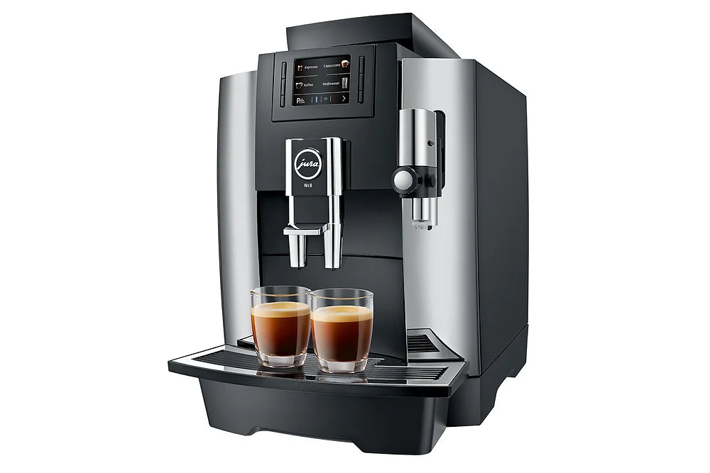 JURA WE8 koffiemachine – de beste volautomatische koffiemachine voor kantoren, geschikt voor melkspecialiteiten zoals cappuccino, latte macchiato en flat white. Inclusief instelbare melkschuimfuncties en gratis dealerpakket.